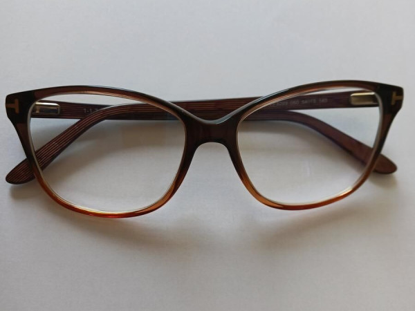 TOM FORD TF5923