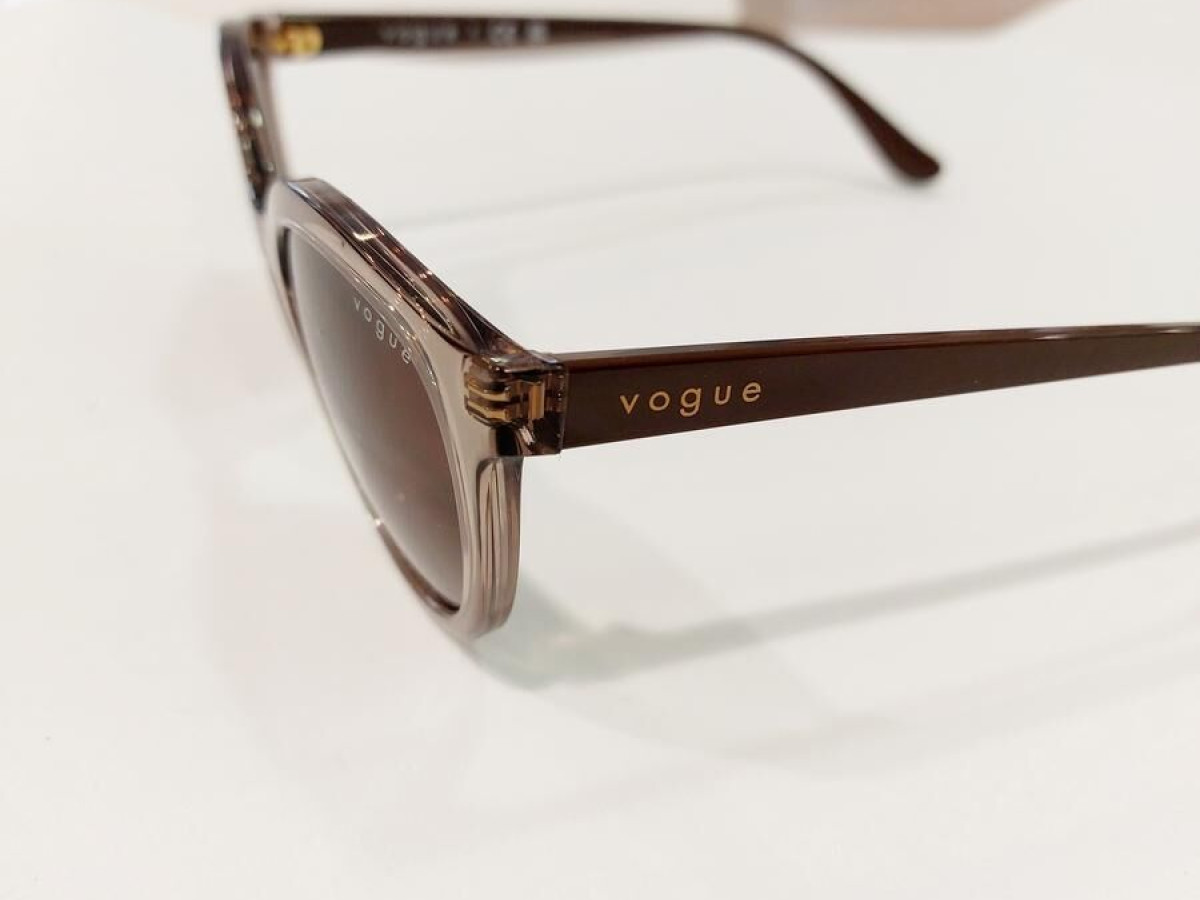 VOGUE-VO5427S