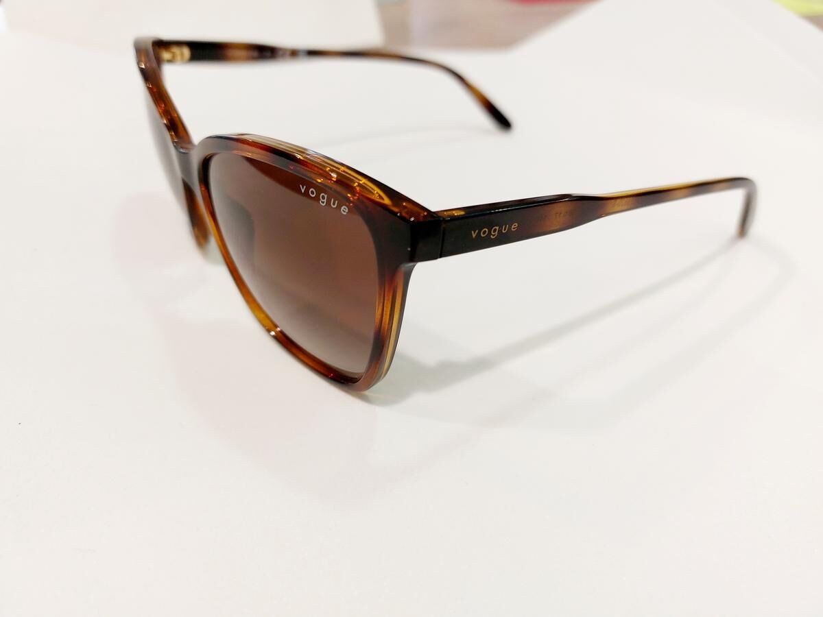 VOGUE-VO5520S