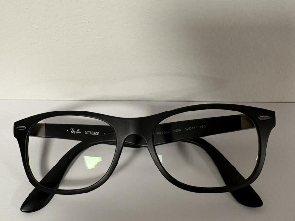 RAY-BAN - RB7032