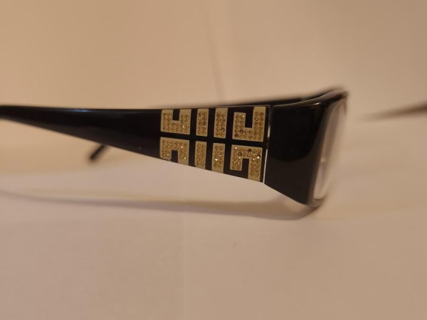 GIVENCHY -VGV705S
