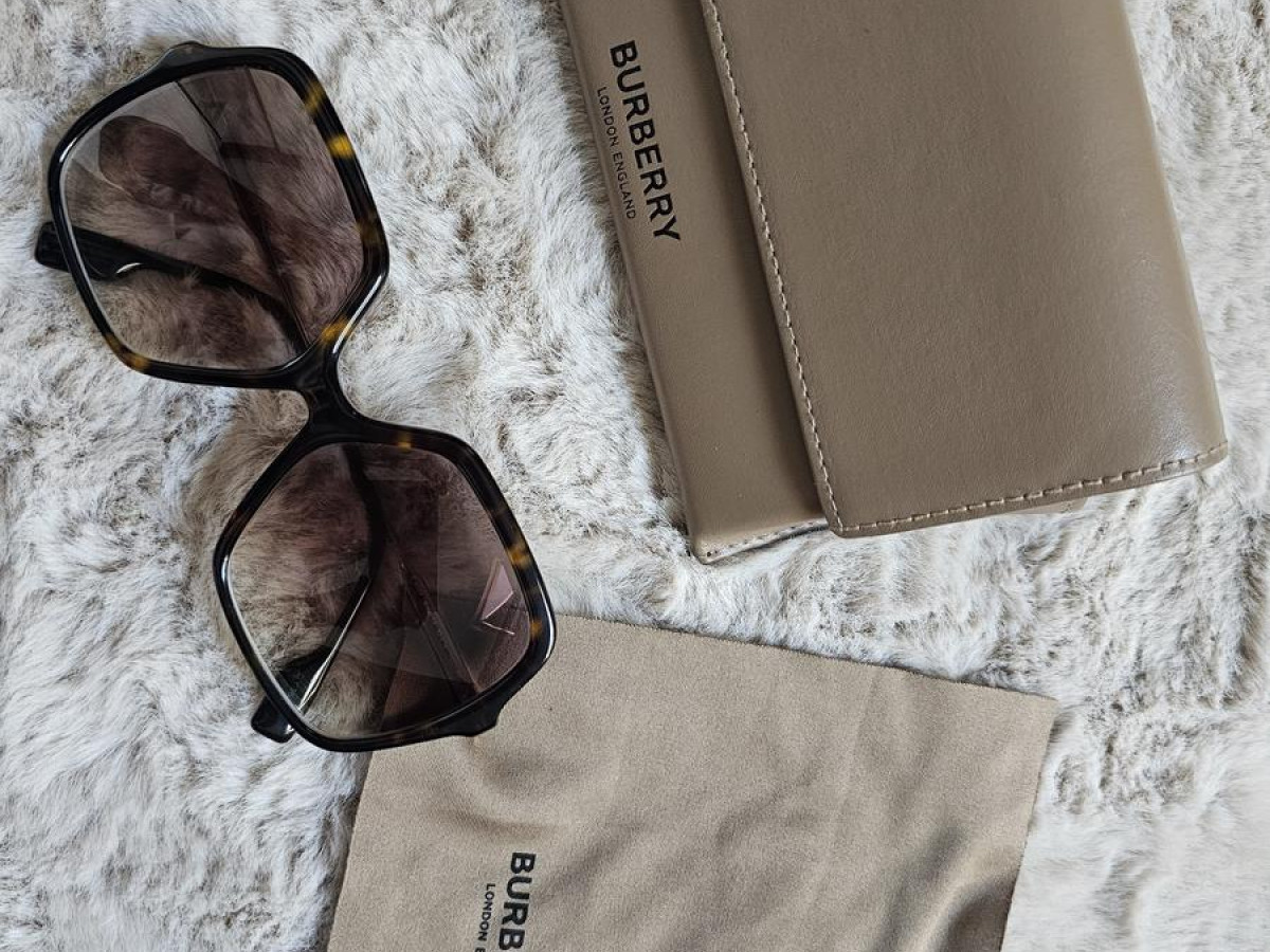 Burberry - DY3613033