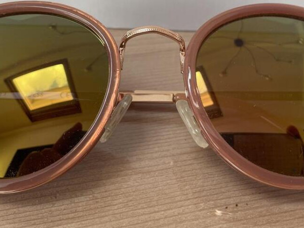 Guess GF0303