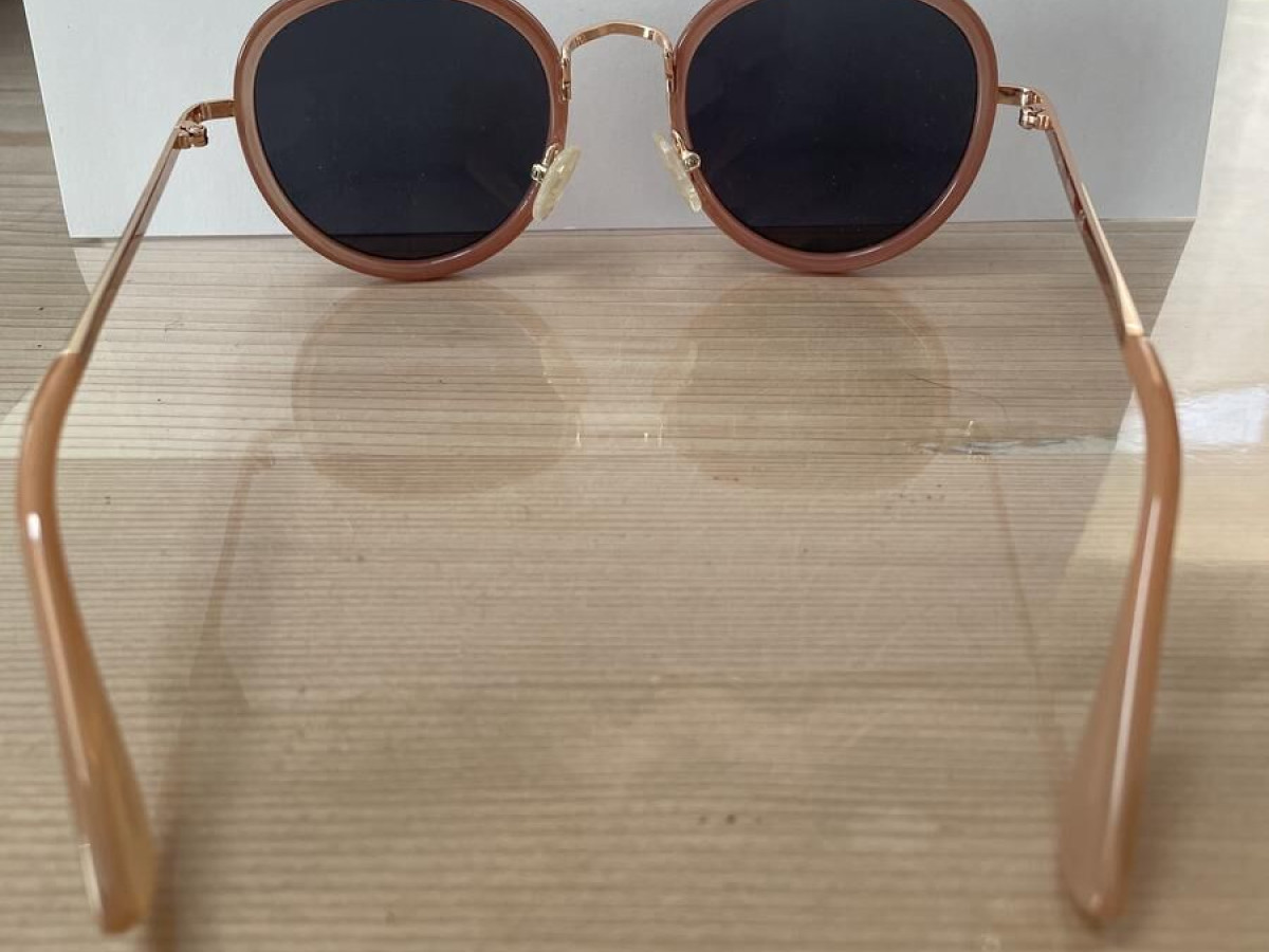 Guess GF0303