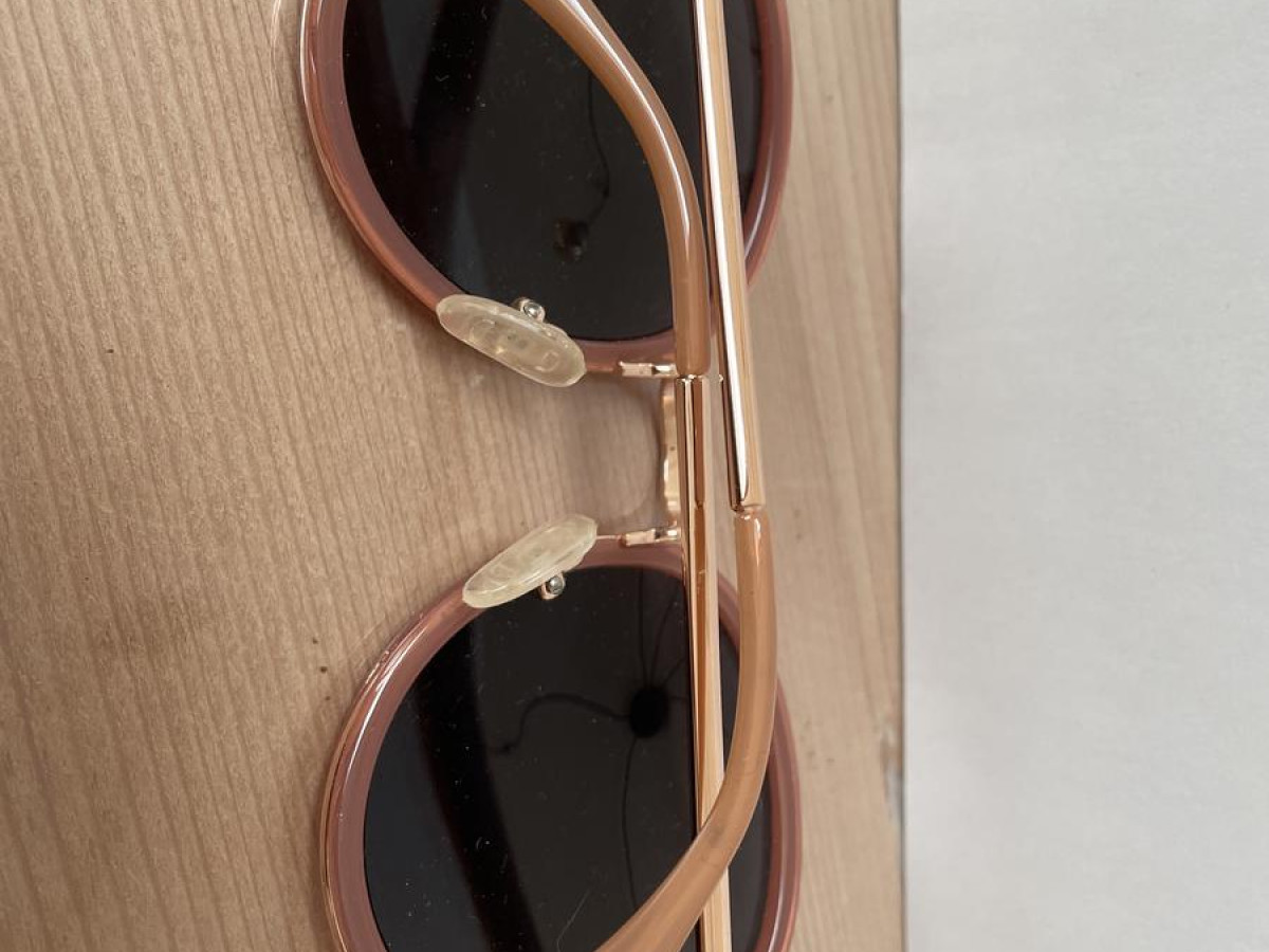 Guess GF0303