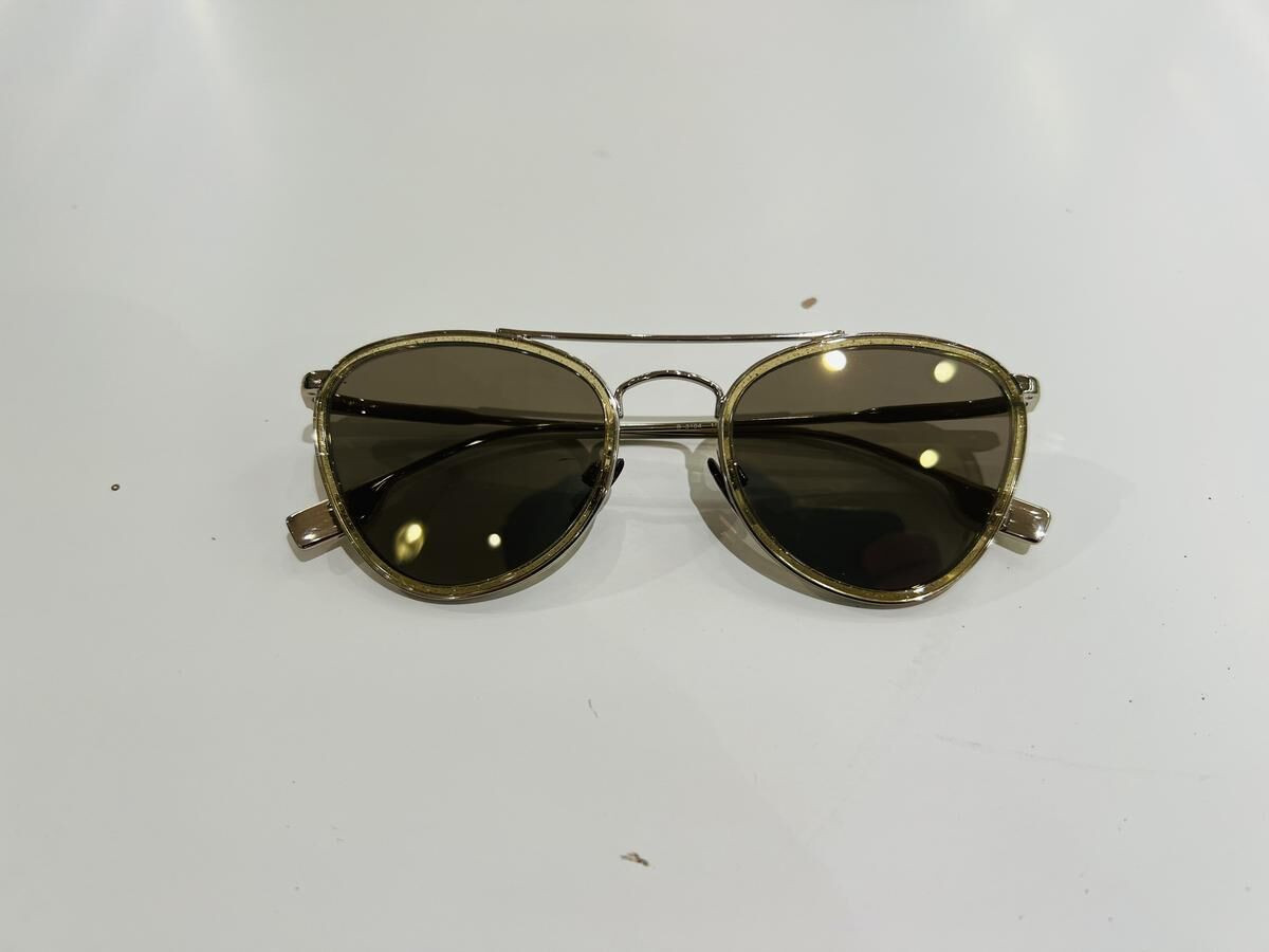 BURBERRY B3104
