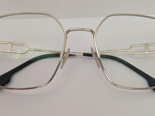 Burberry - B1361 1109