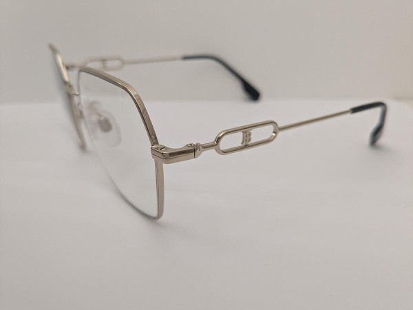 Burberry - B1361 1109