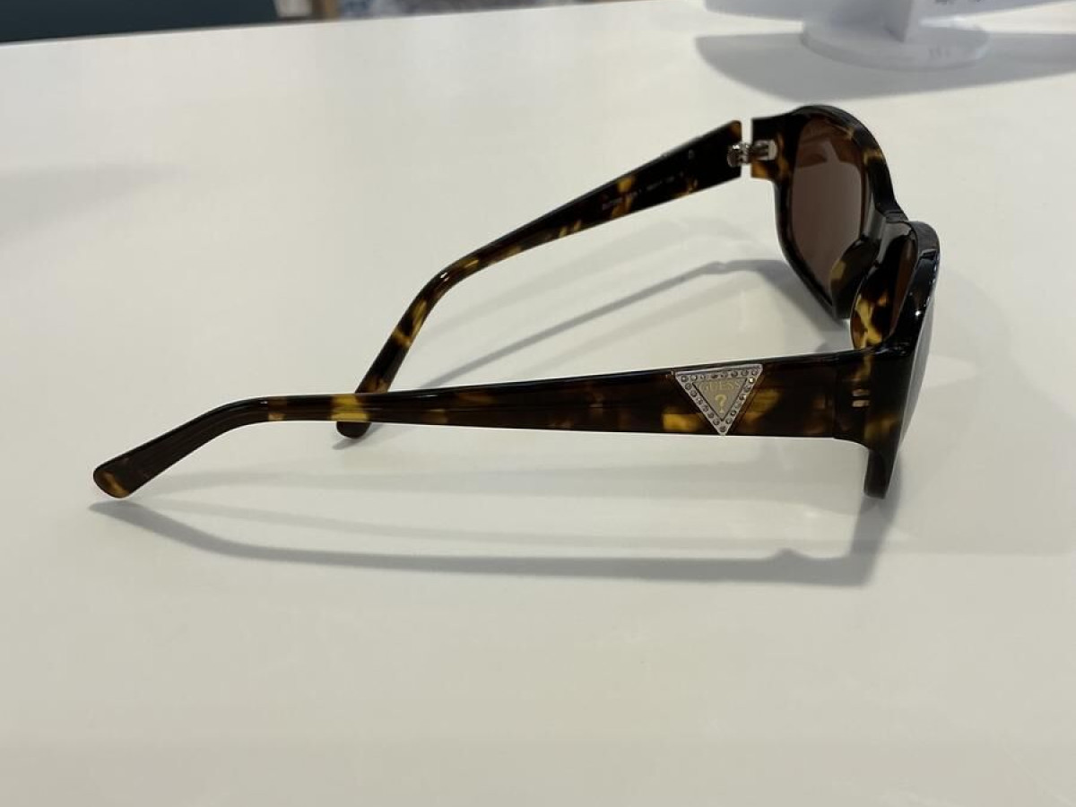 Guess - GU7265