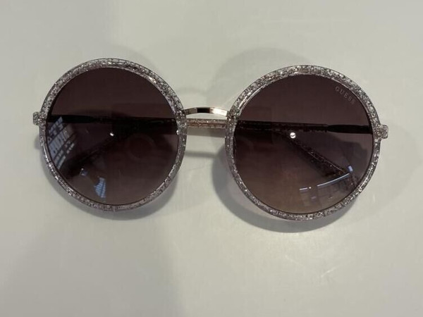 Guess - GU7887