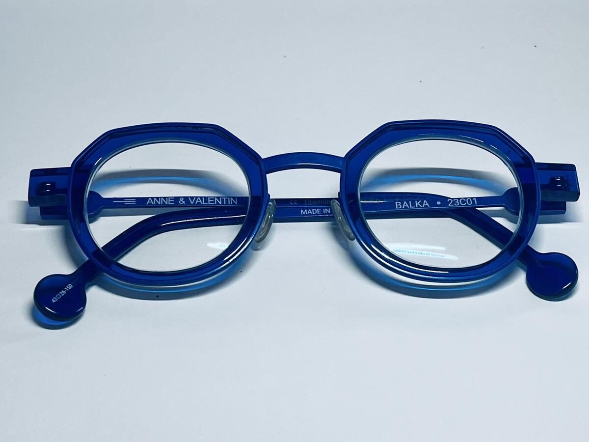 ANNE ET VALENTIN - BALKA 23C01
