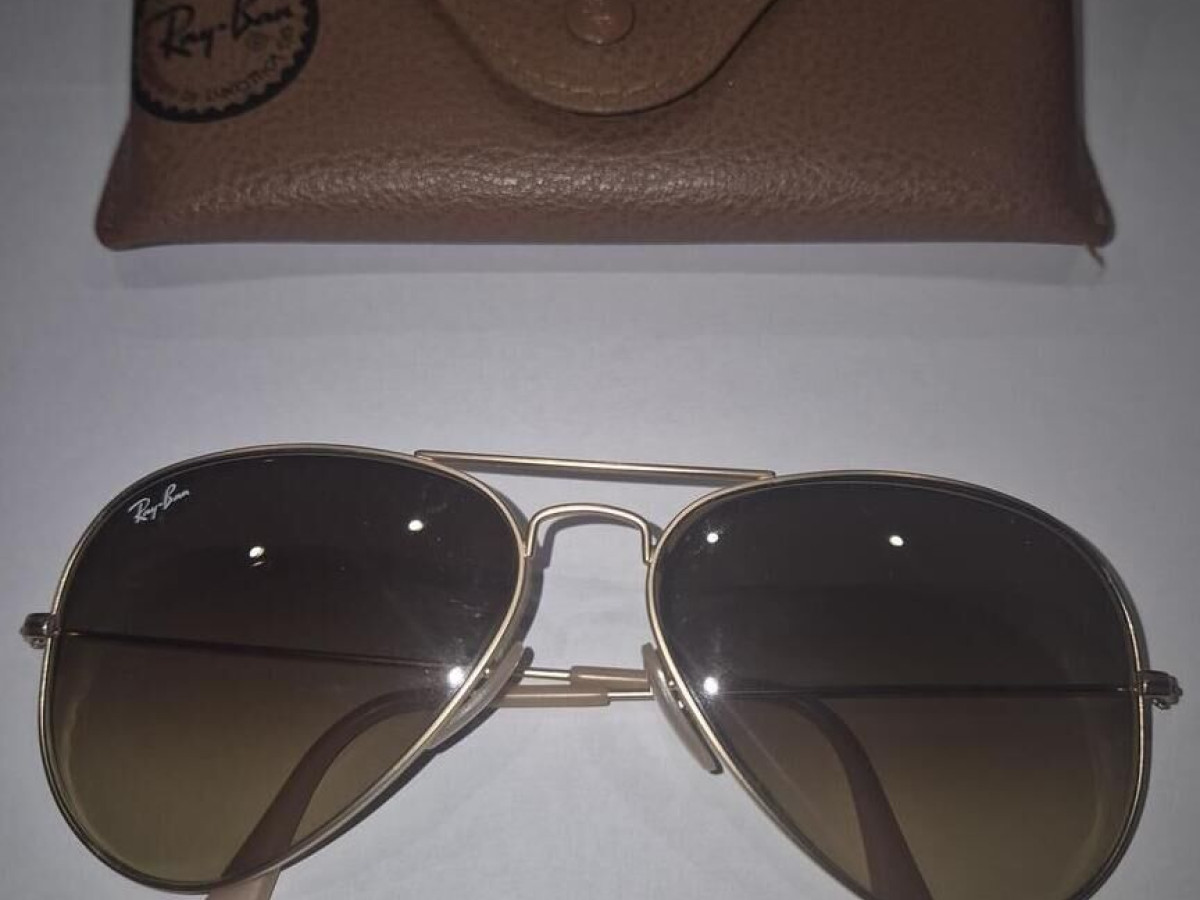 Rayban RB3026