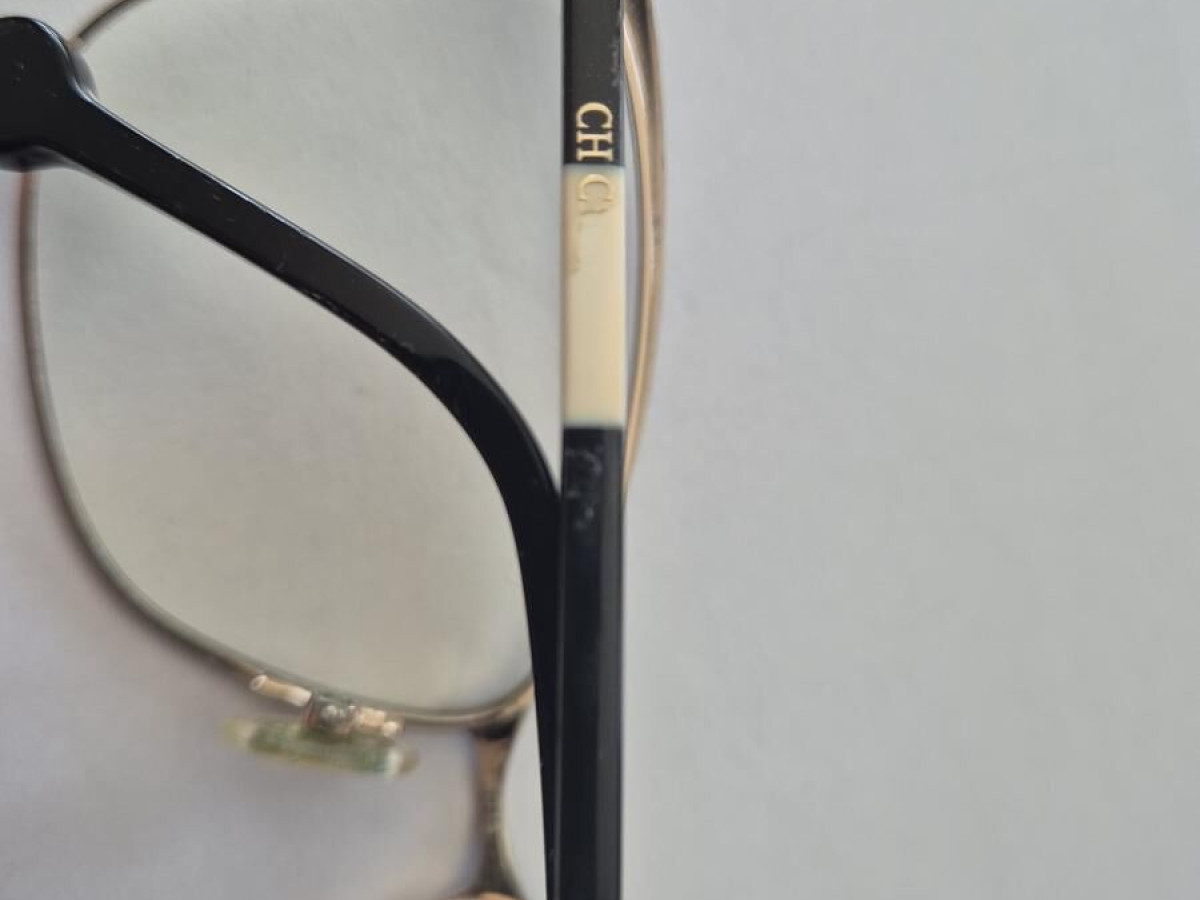 Carolina Herrera VHE154