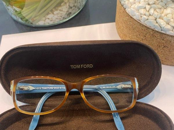 TOM FORD - TF5143