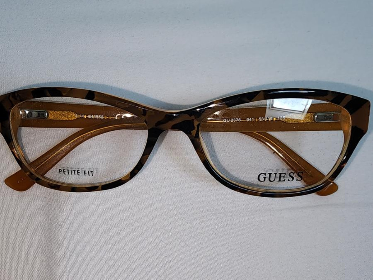 Guess - GU2376