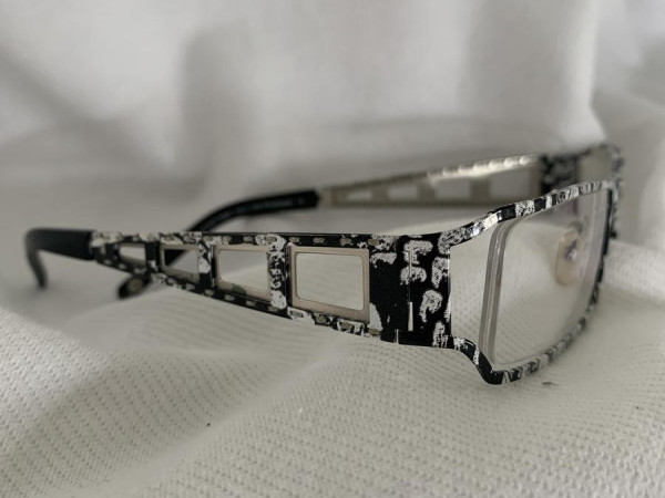 Kara verso by Eric Forsans mod Klauss C5