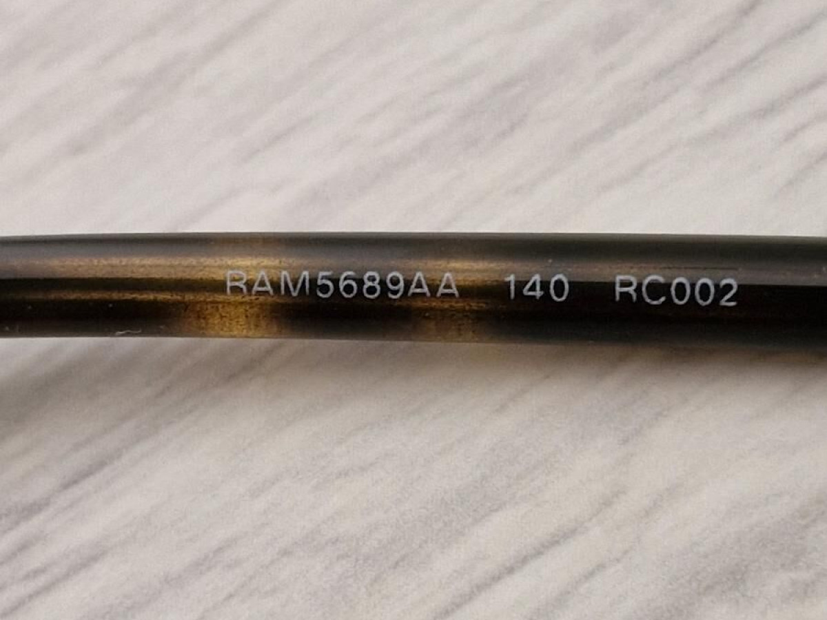 Burberry - RC002