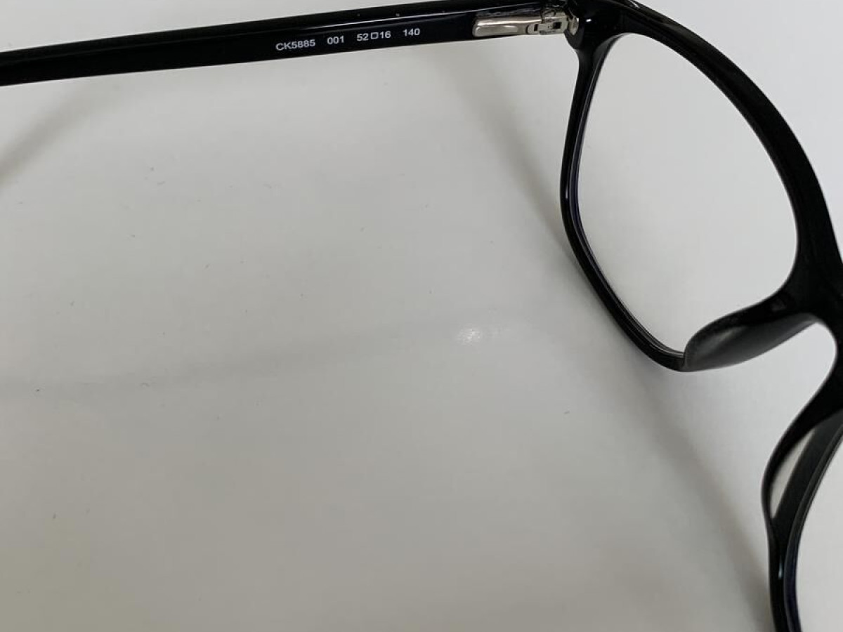 Calvin Klein - CK5885