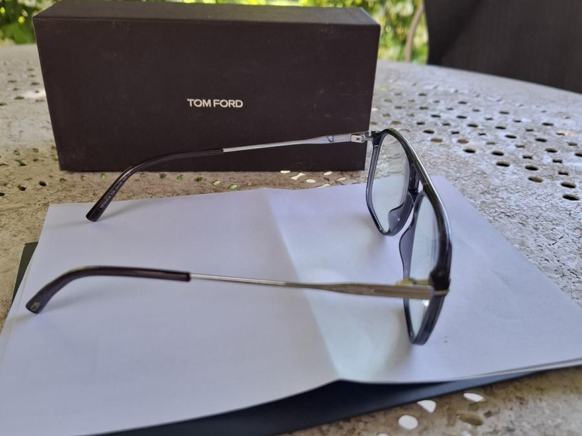 Tom Ford - Marcolin Ft5665b