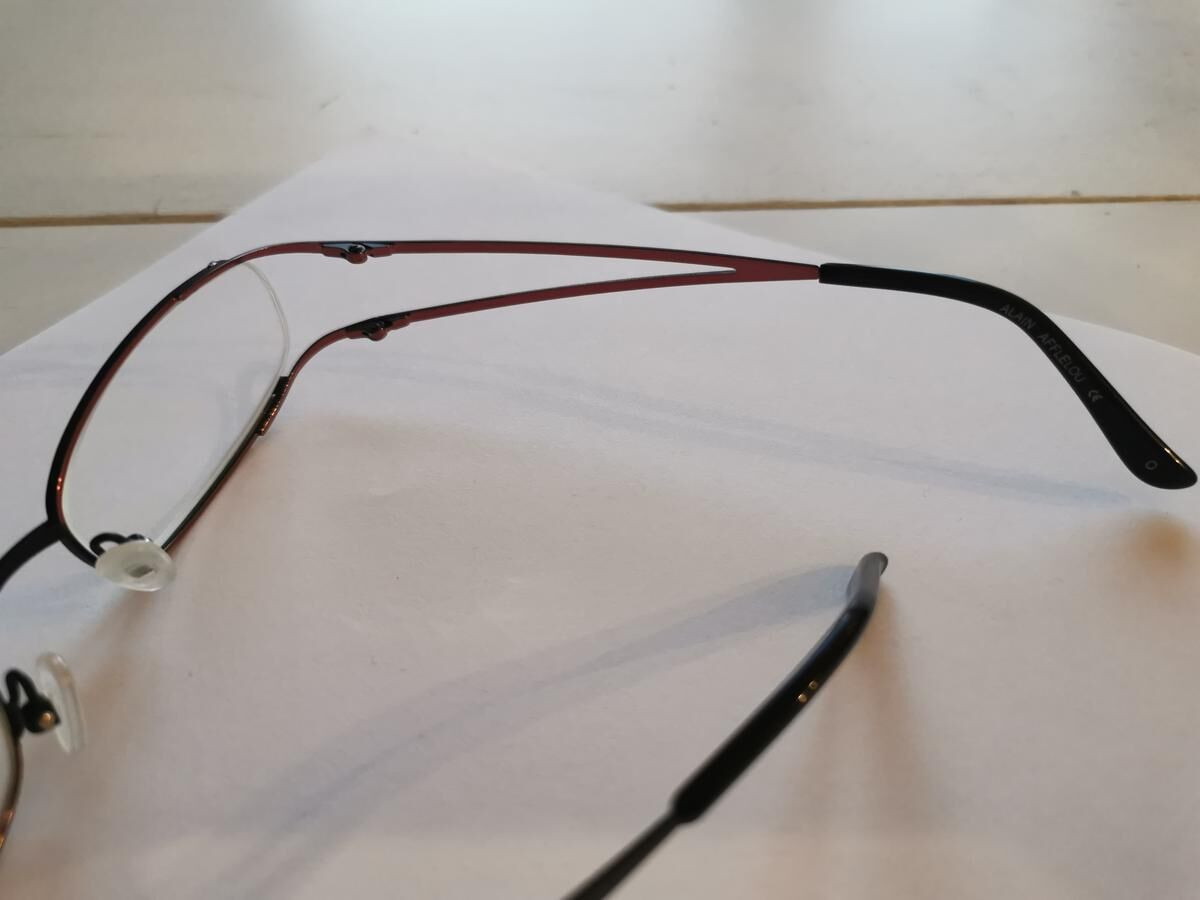 Alain Afflelou-TT0144