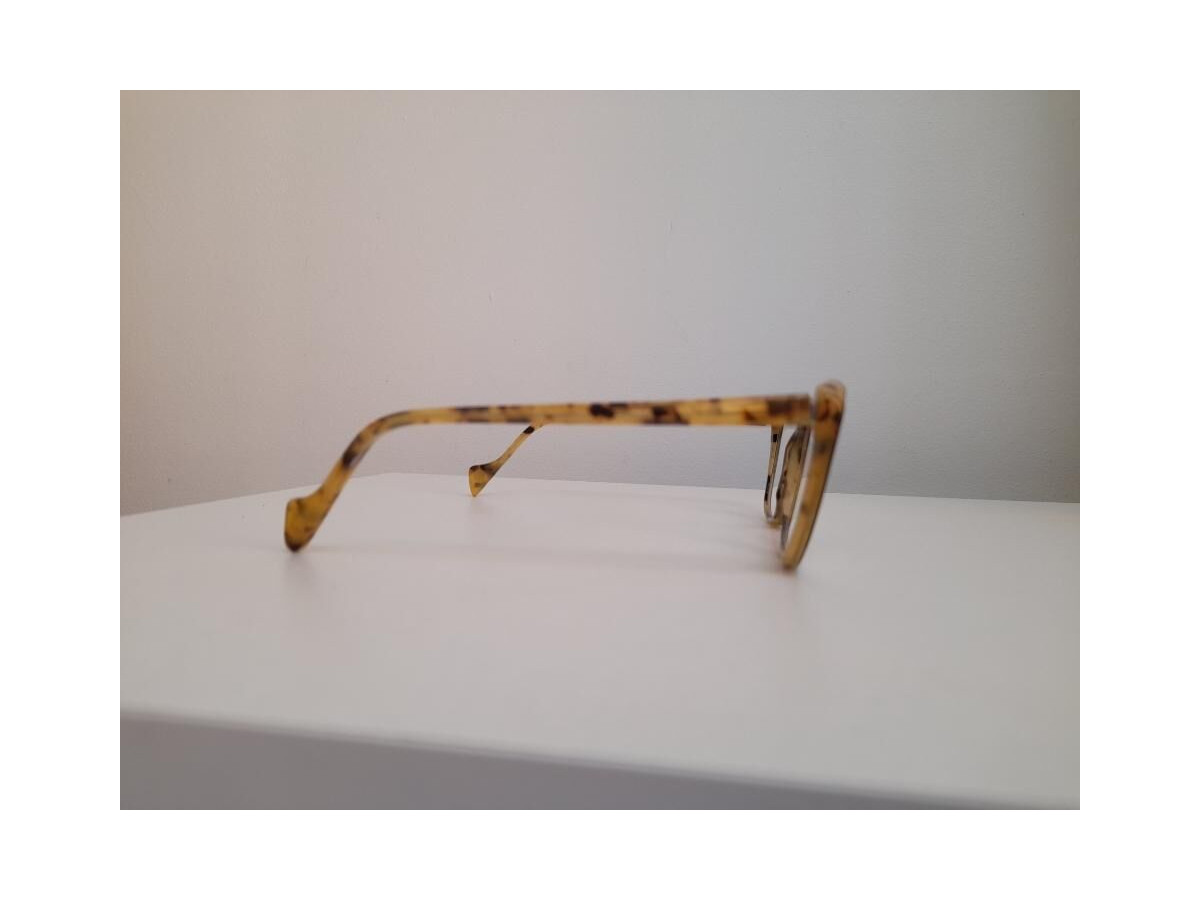 BONNIE CAPRICIEUSE - 21