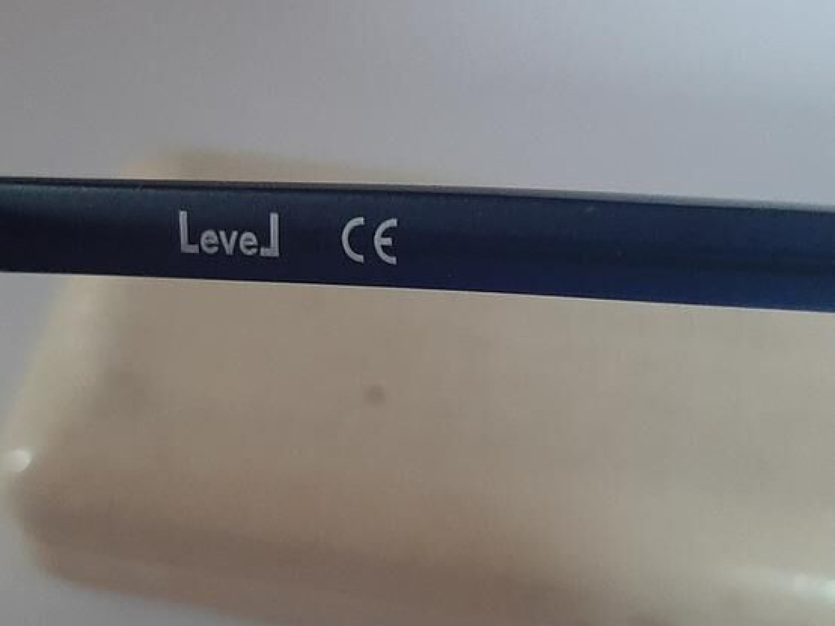 LEVEL - LE BL02 BLEU 48/19