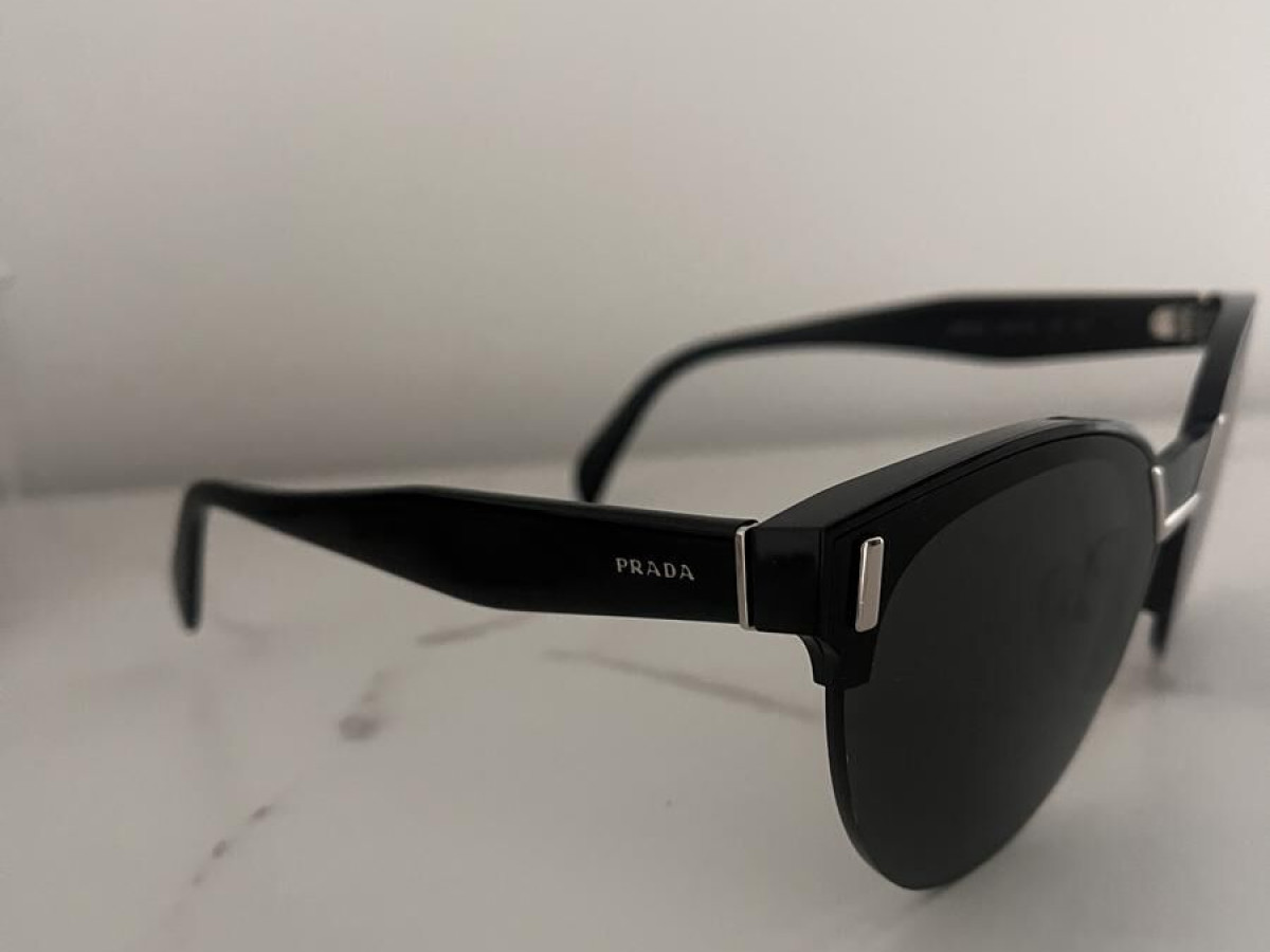 PRADA - SPR 04U