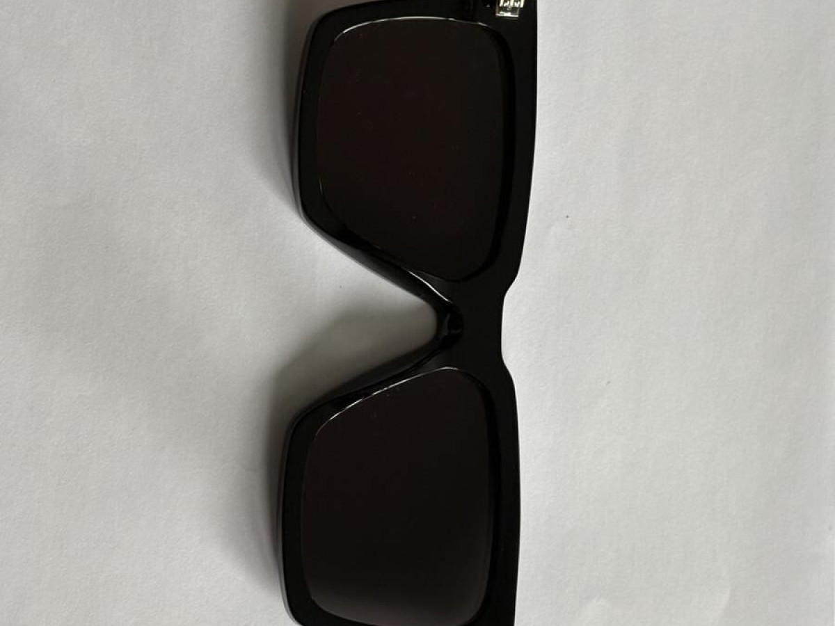 YVES SAINT LAURENT - SL610