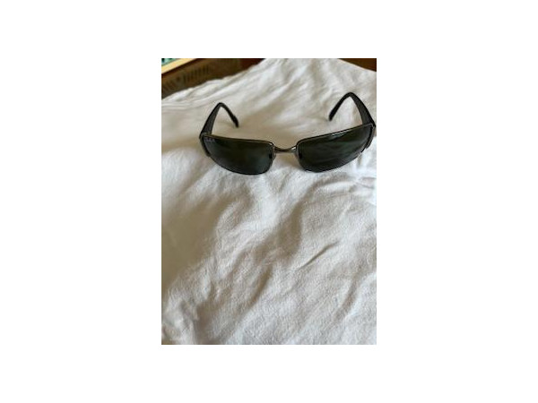 RAY-BAN RB3237