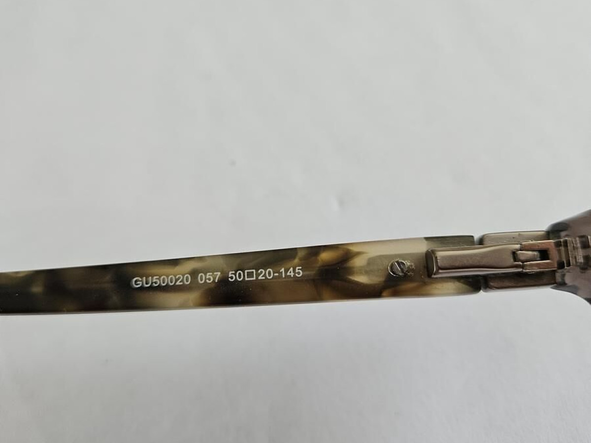 GUESS-GU50020 50□20 145