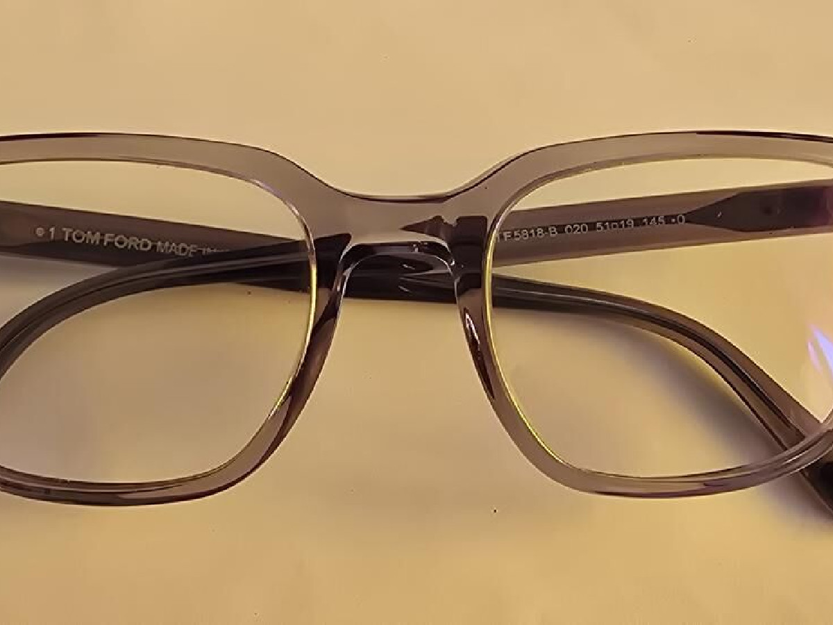 TOM FORD - TF5818-B