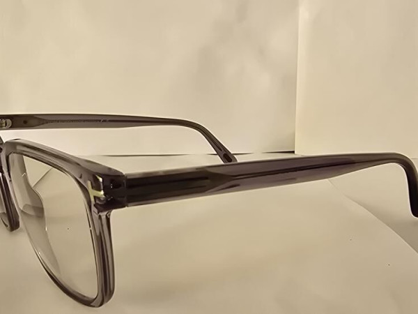 TOM FORD - TF5818-B