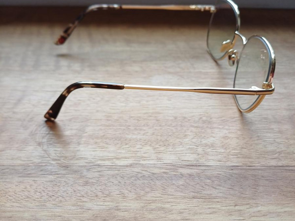 COSMOPOLITAN - CM2306