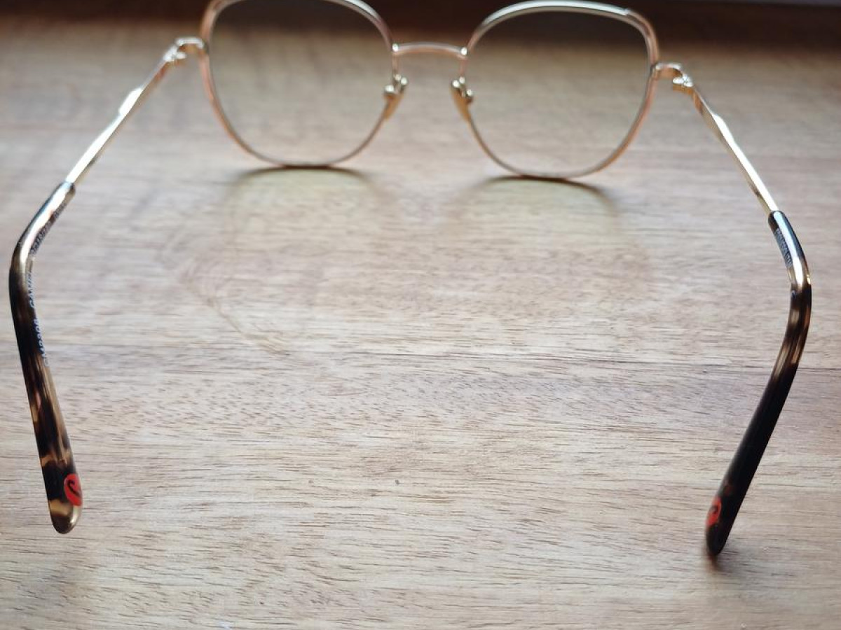 COSMOPOLITAN - CM2306