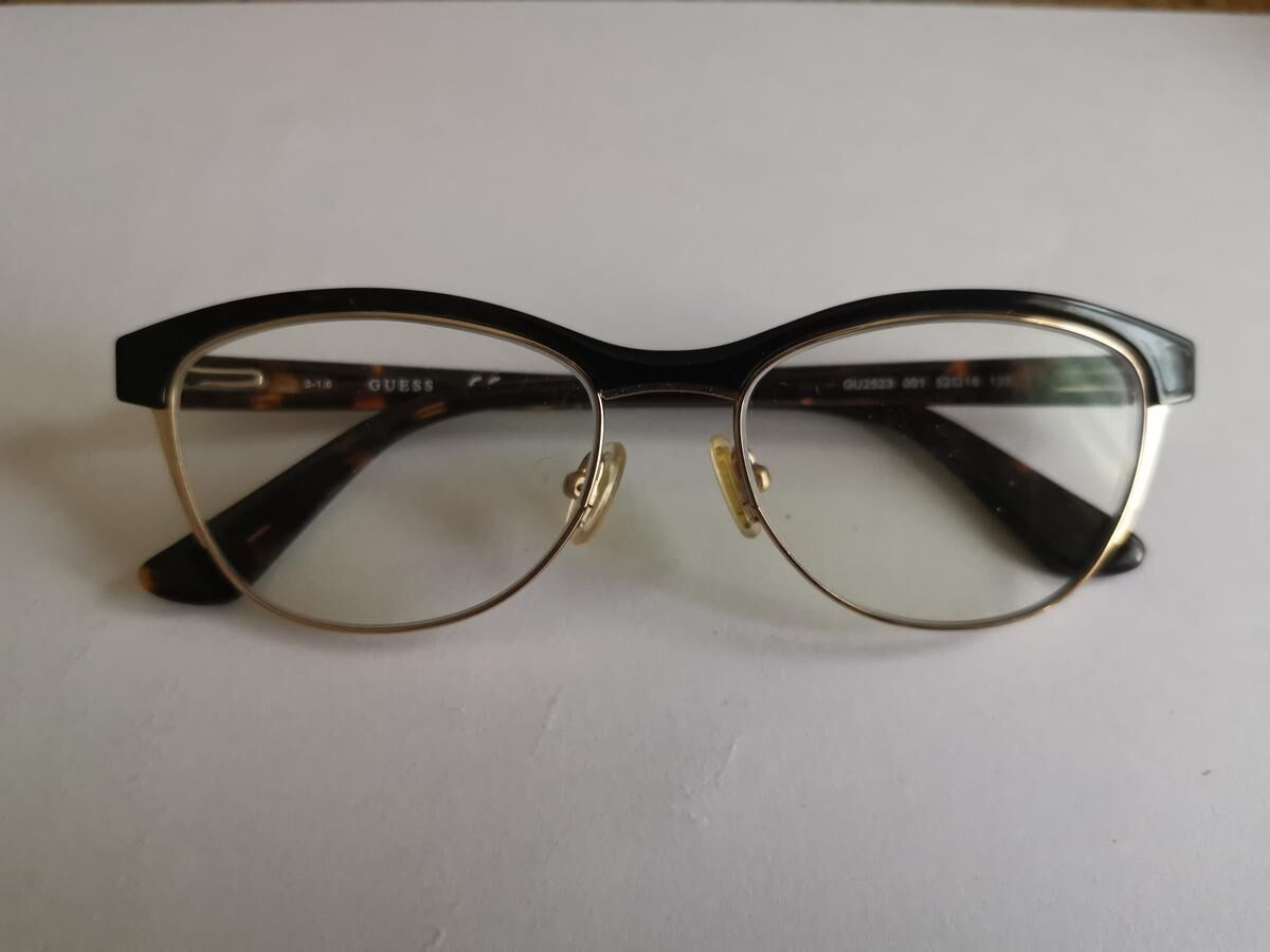 Guess GU2523