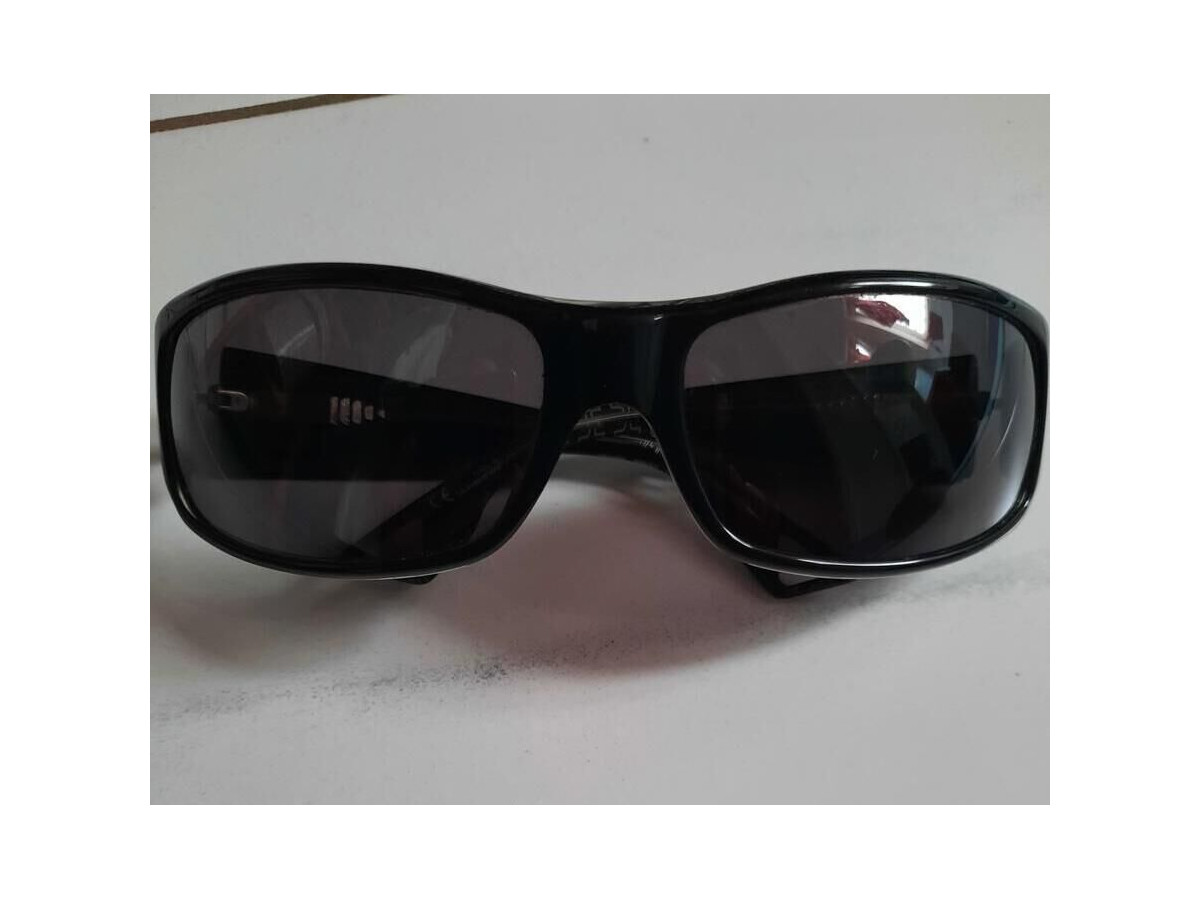 Emporio Armani EA9482