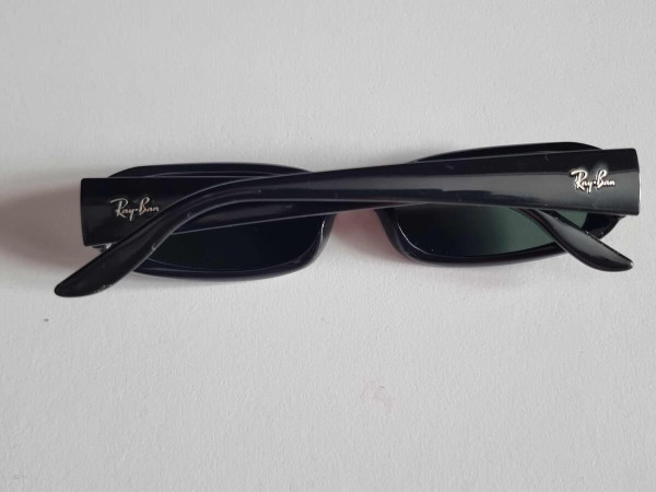 Ray-Ban - RB2127