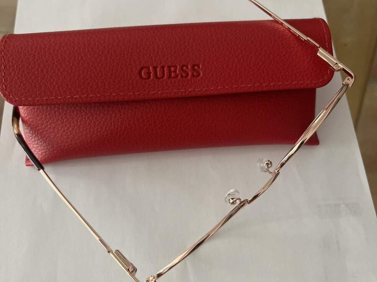 Guess - GU2812