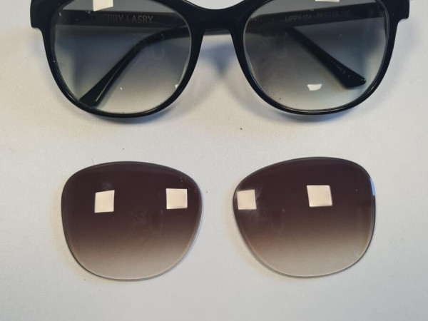 THIERRY LASRY MODELE LIPPY 001