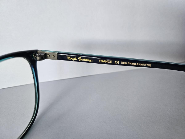 Vinyl Factory - BENATAR C3