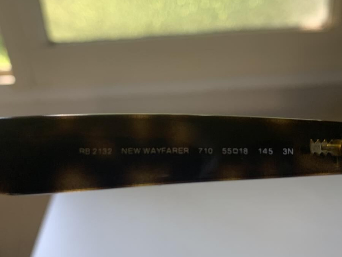 Rayban- RB2132 NEW WAYFARER 710 S/N