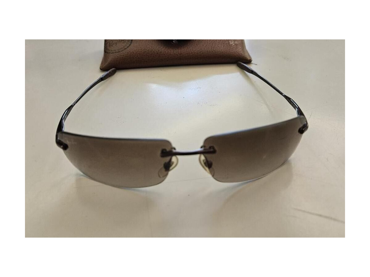 Ray-Ban