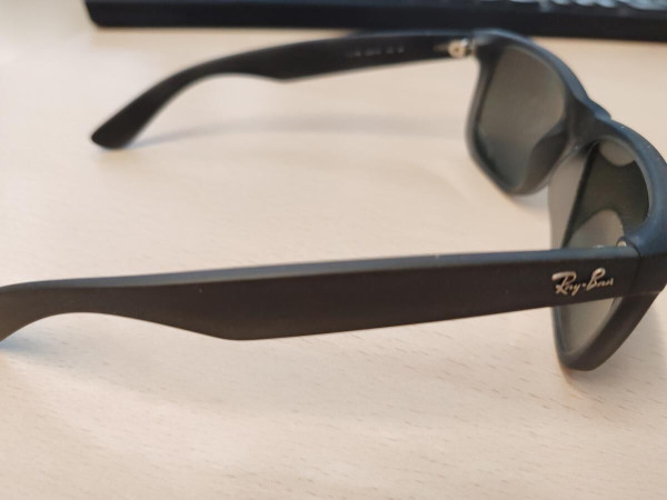 Ray-ban