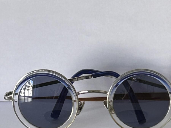 CUTLER AND GROSS OF LONDON - M:1277 C:06