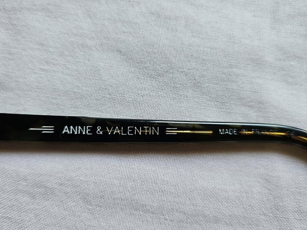 ANNE ET VALENTIN- BELLEVILLE 20C1313