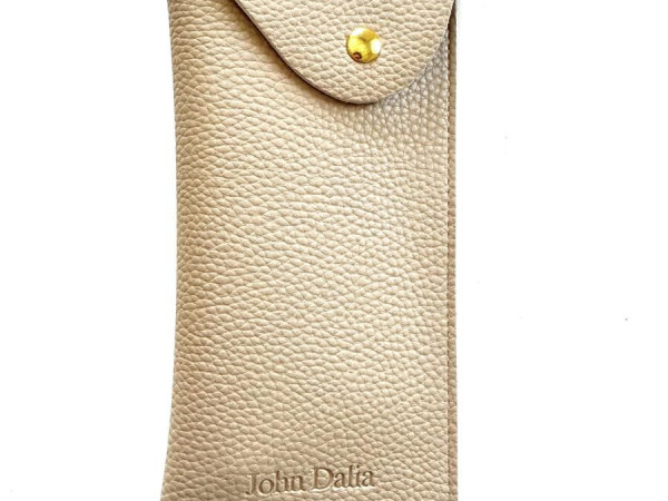 JOHN DALIA Leo C-500