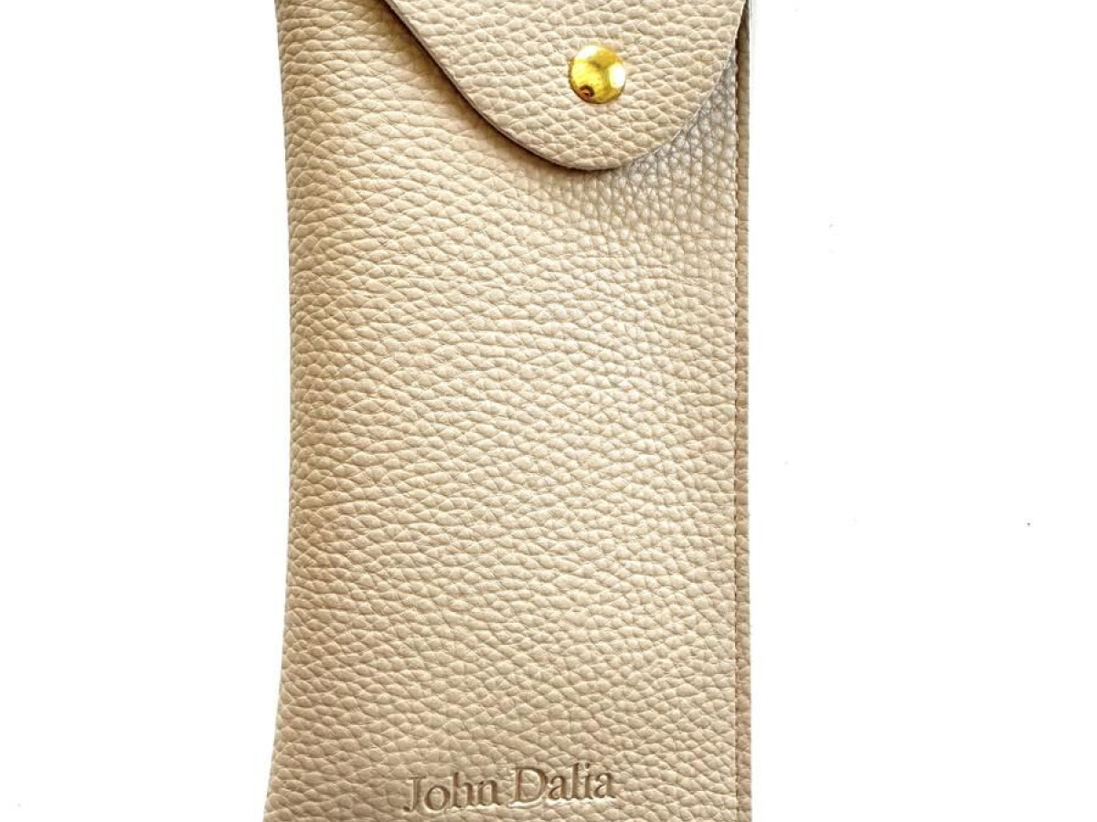 JOHN DALIA Leo C-500