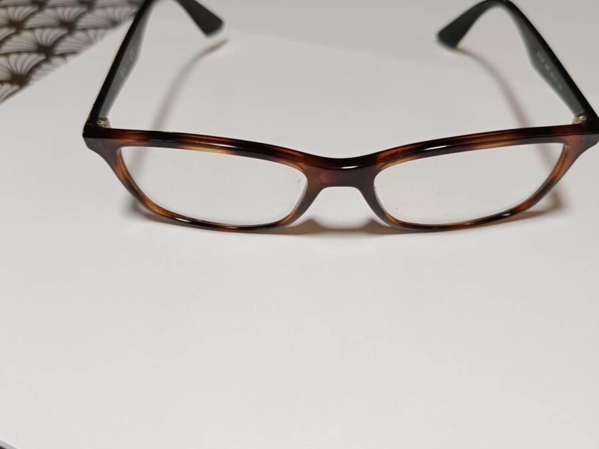 Rayban rb7047