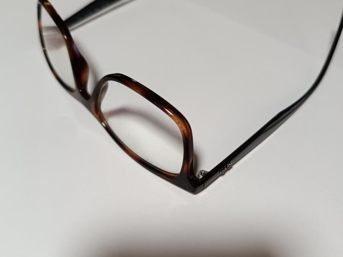Rayban rb7047