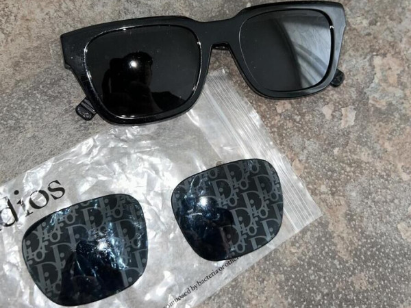 Dior - B23 S1l TF81524079